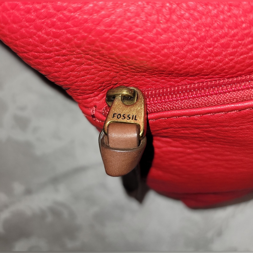 FOSSIL Morgan Traveler Messenger - Picture 15 of 16